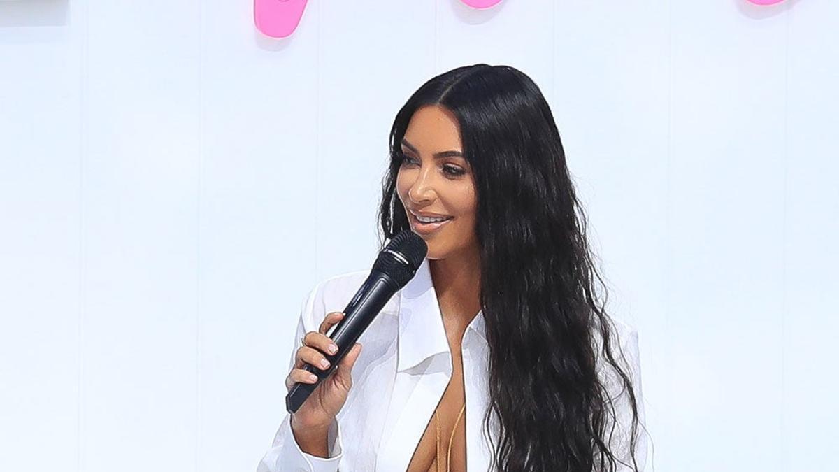 Kim Kardashian con escotazo en el BoF West Summit