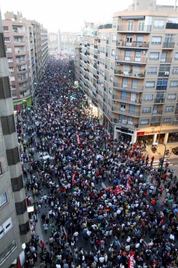 Las imágenes de la jornada de huelga en Zaragoza