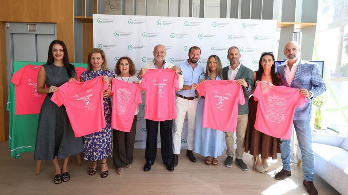 Presentación ayer de la edición de 2025 de la ‘Marea Rosa’.