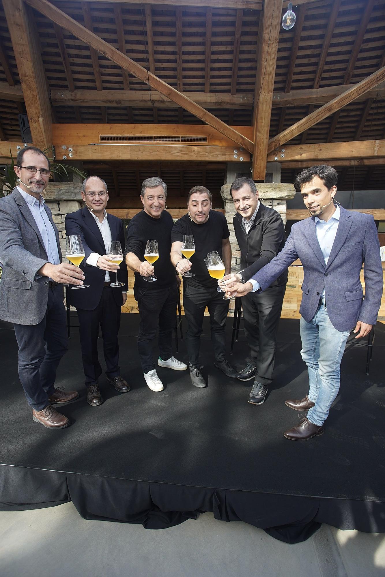 Damm i el Celler de Can Roca s'uneixen per crear Duet, la cervesa àcida de la marca que combina malt d'ordi i raïm