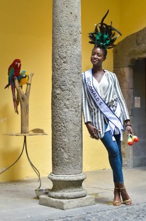 19-02-2019 LAS PALMAS DE GRAN CANARIA. Erika Echuaca Sebe, candidata a Reina del Carnaval LPGC 2019, representando a McDonalds. Fotógrafo: ANDRES CRUZ  | 19/02/2019 | Fotógrafo: Andrés Cruz
