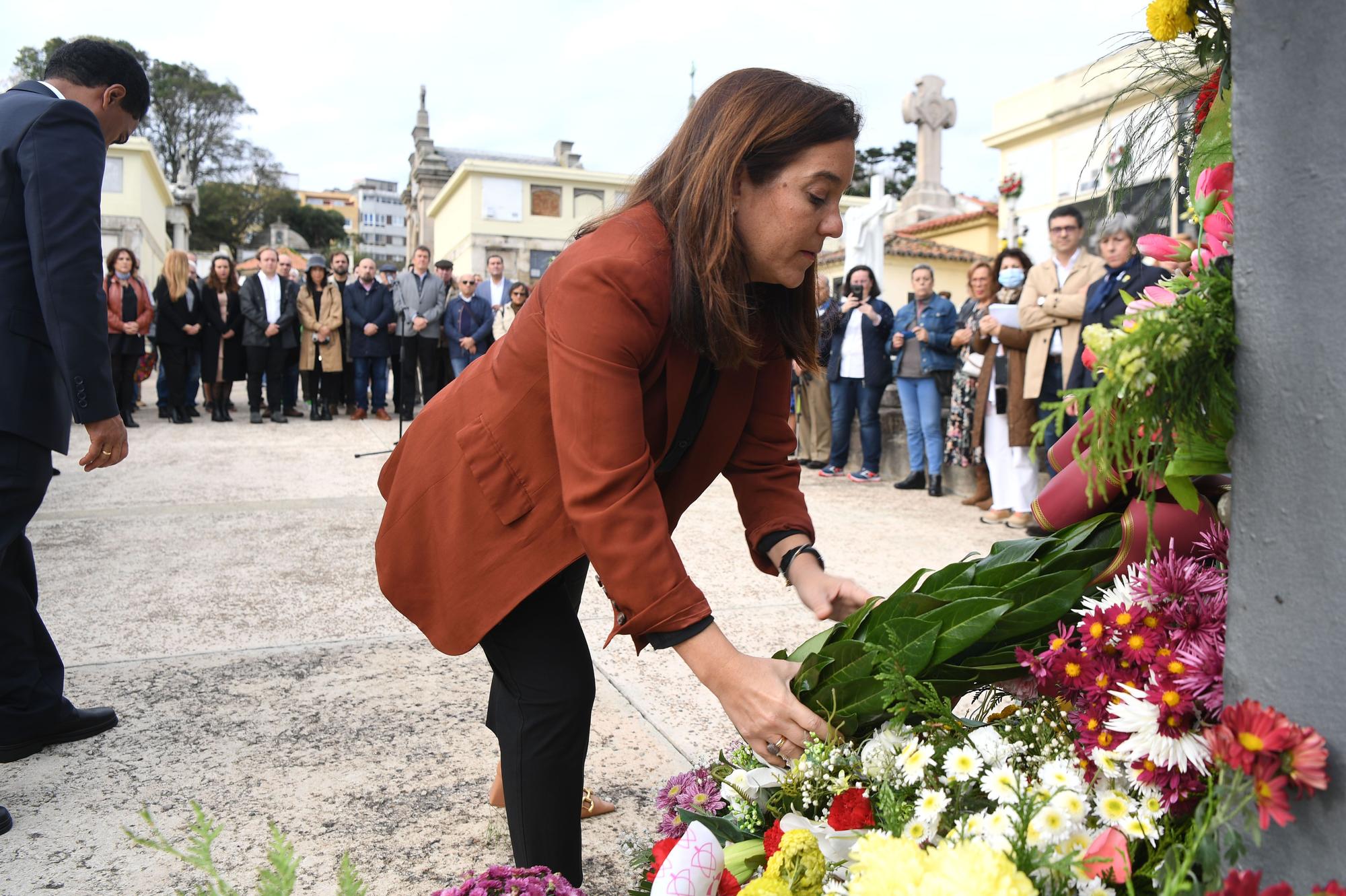 Día de Todos los Santos: ofrenda floral en San Amaro