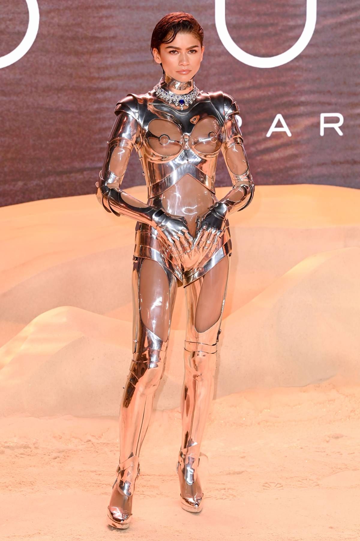 Zendaya en la promo de 'Dune 2' con un 'look' futurista