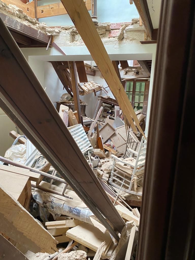 FOTOS | Así quedó la casa contigua al teatro Defensora de Sóller tras el derrumbe