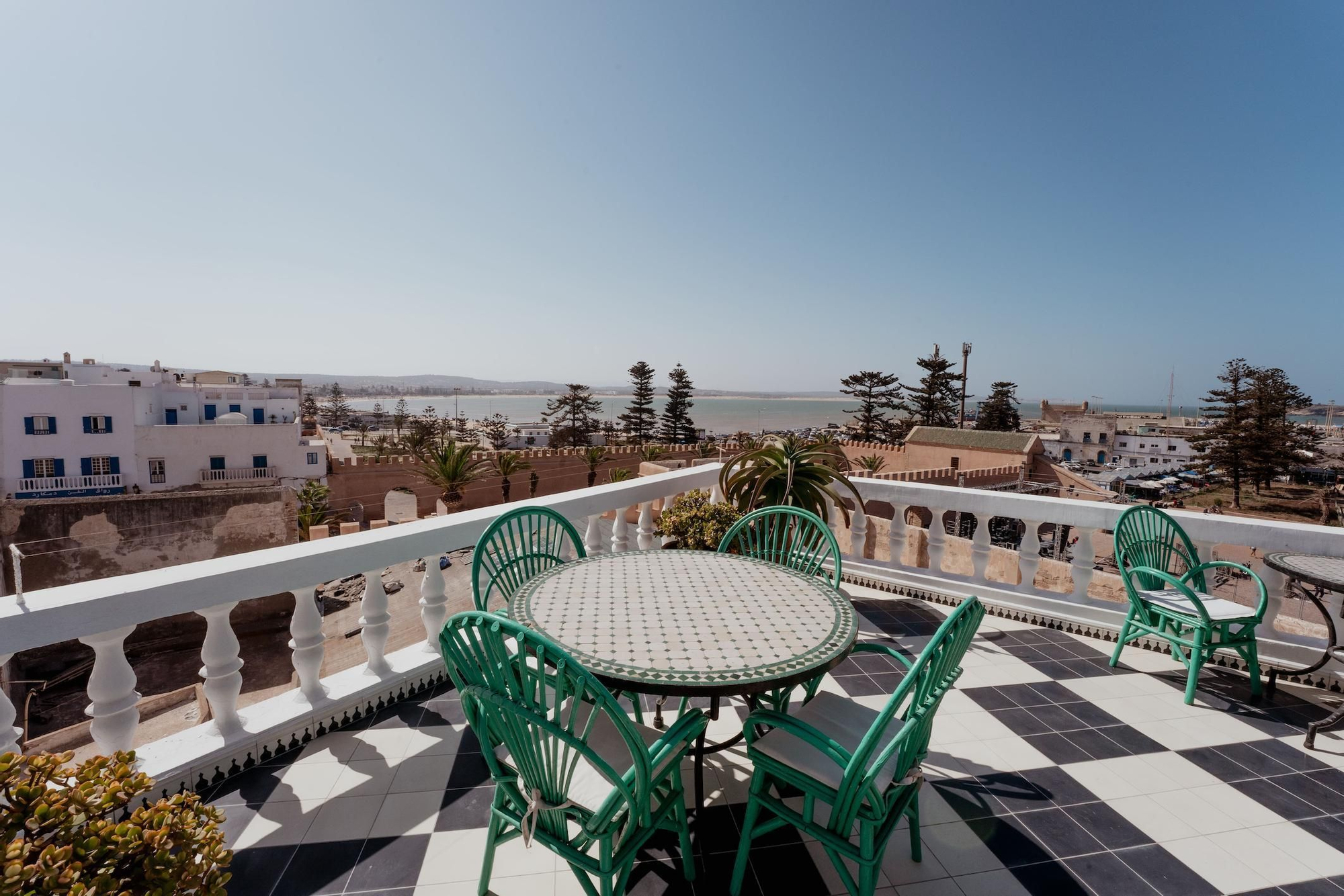 Entramos en Villa Maroc, un antiguo riad convertido en hotel boutique