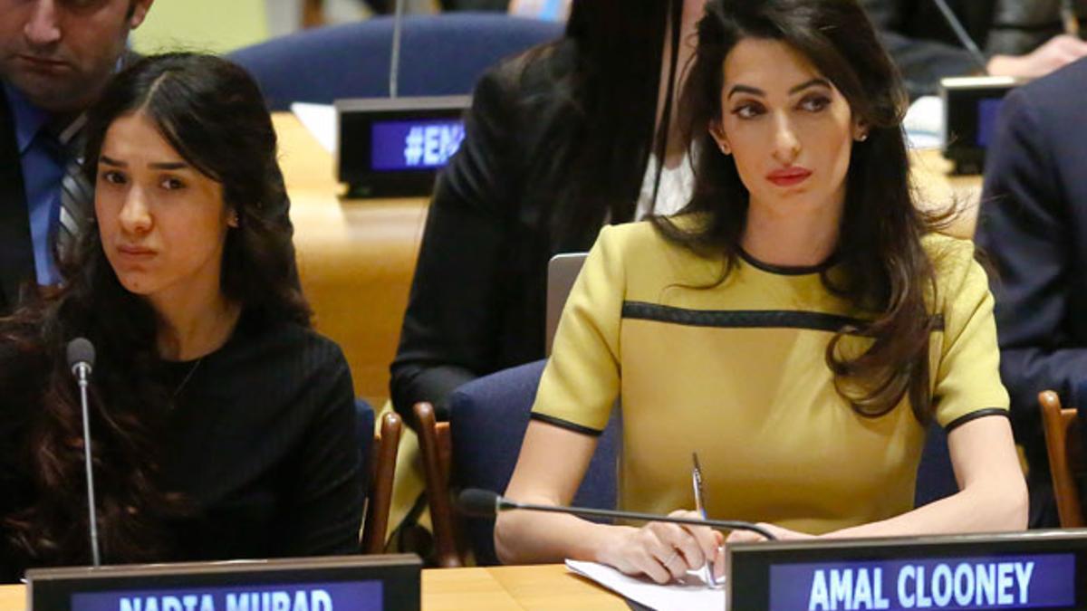 Nadia Murad junto a Amal Clooney