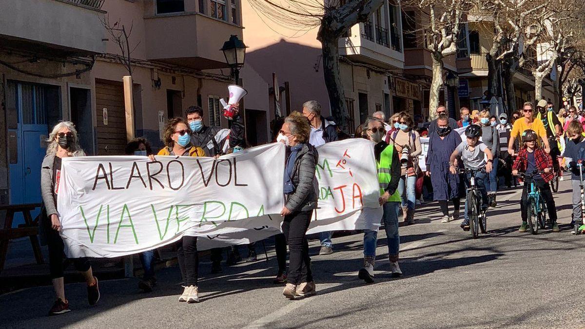 Im Januar hatten mehr als 200 Menschen in Alaró für die Via Verde demonstriert
