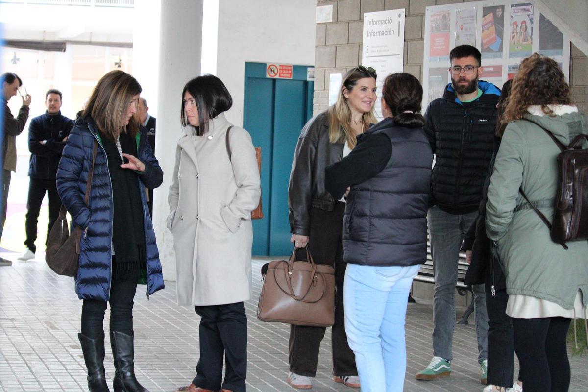 Primer día de clase en la Casa de Cultura de 150 alumnos del colegio Altamira de El Campello