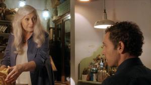 Mercedes Sampietro y Pablo Derqui, en el rodaje de la nueva serie de TV-3 ’Si no t ’hagués conegut’. 