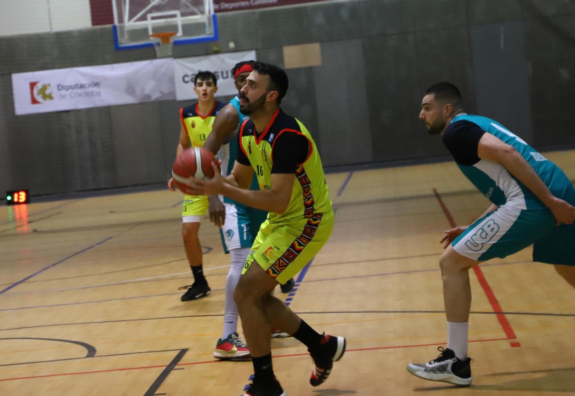El derbi Camper Eurogaza UCB - Climanavas Agrometal Peñarroya en imágenes