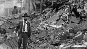 Las ruinas de edificio de la mutual de la comunidad judía de Buenos Aires, tras el ataque sufrido en julio de 1994.