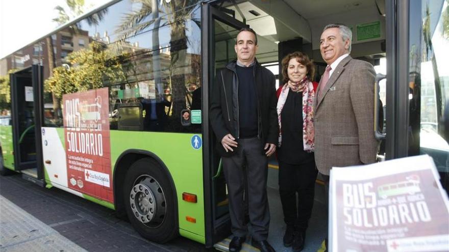 Aucorsa pone en marcha una línea especial con recaudación a beneficio de Cruz Roja