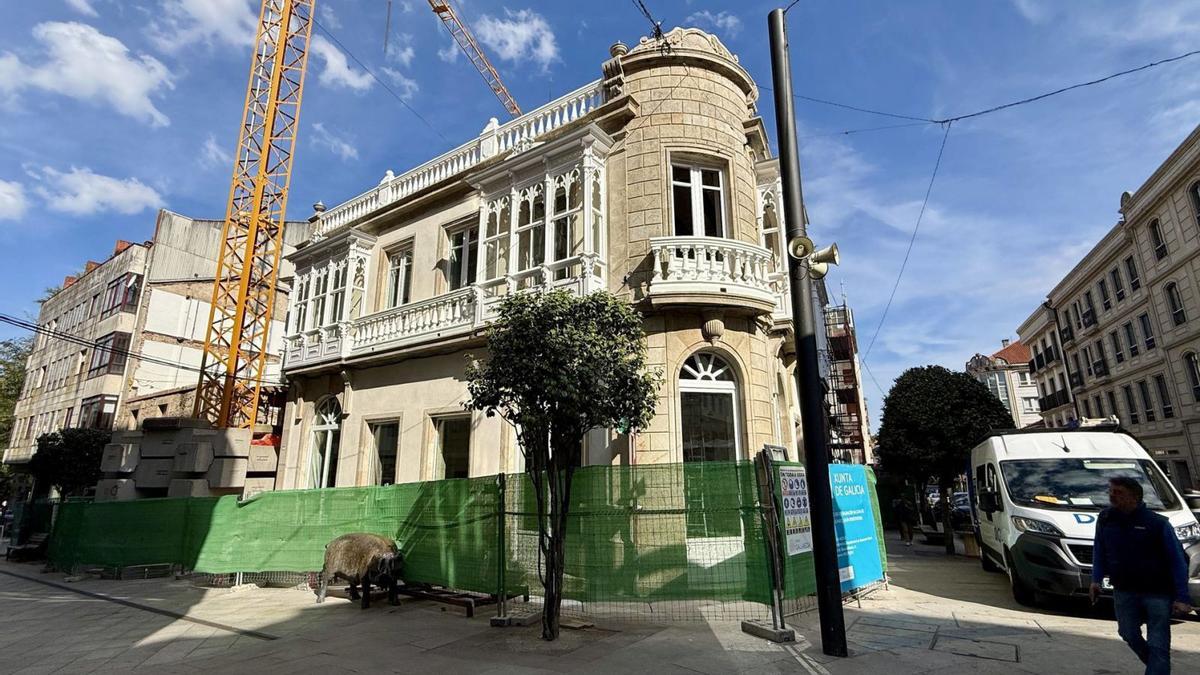 Estado actual del inmueble, construido en 1913, adquirido por el Concello.