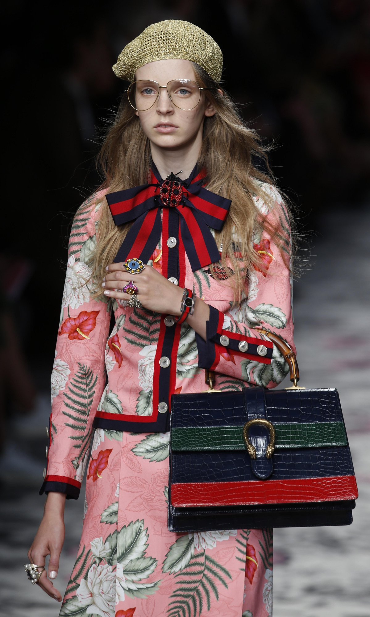 MFW: Gucci Primavera/Verano 2016, estampados en rosa
