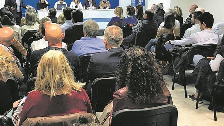La junta local del PP aprueba por unanimidad el equipo de Carrasco