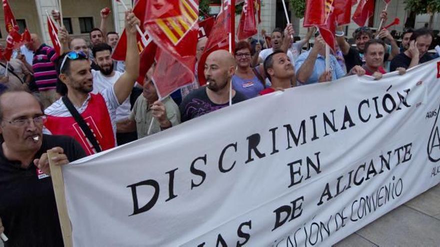 Protesta por un convenio