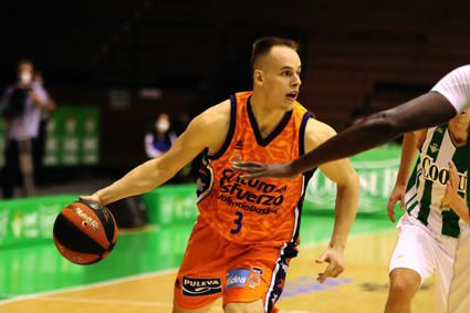 Partido Coosur Real Betis - Valencia Basket