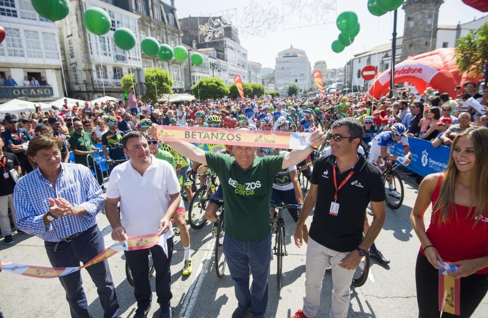 La Vuelta 2016 abarrota Betanzos