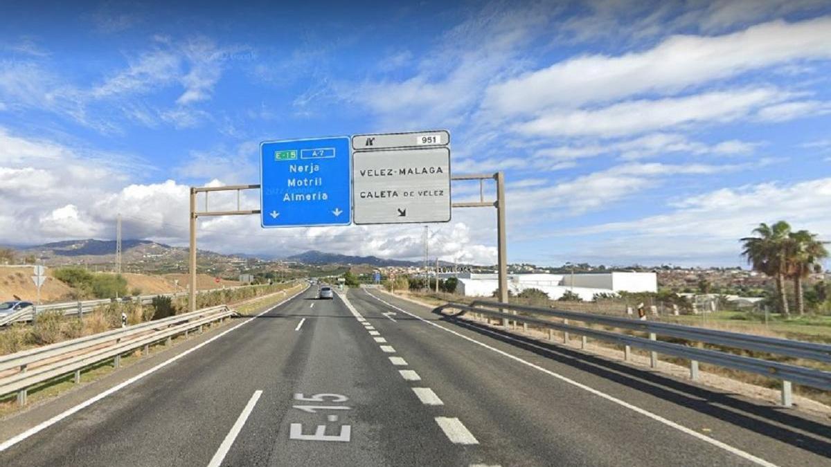 Actualmente, sólo pueden salir de la autovía A-7 y entrar en Caleta los vehículos procedentes de Cádiz.