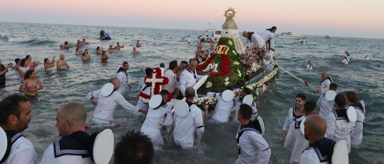 Procesión de la Virgen del Carmen en Rincón de la Victoria.