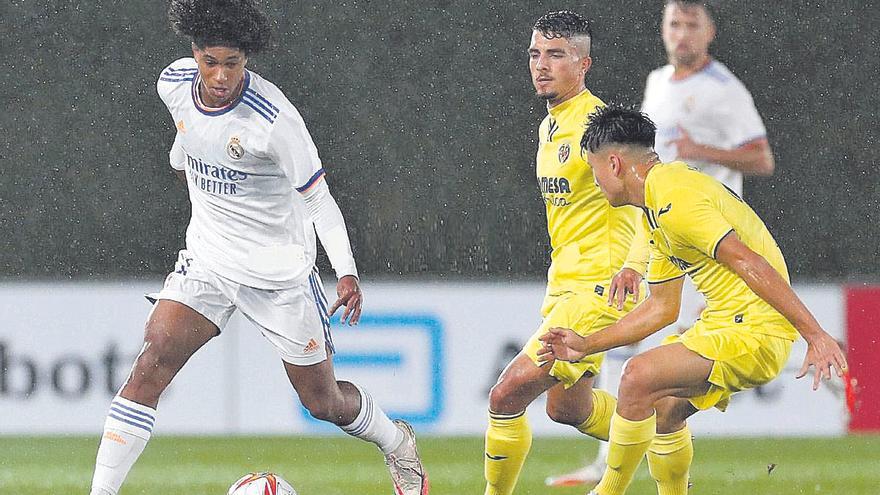 El Villarreal B se ahoga frente al Madrid Castilla y pierde su condición de invicto (2-1)