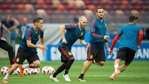 Iniesta, en el entrenamiento de la selección española en el estadio de Luzhniki de Moscú.