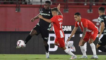 Resumen, goles y highlights del Almería 1 - 1 Sporting de Gijón de la jornada 3 de LaLiga Hypermotion
