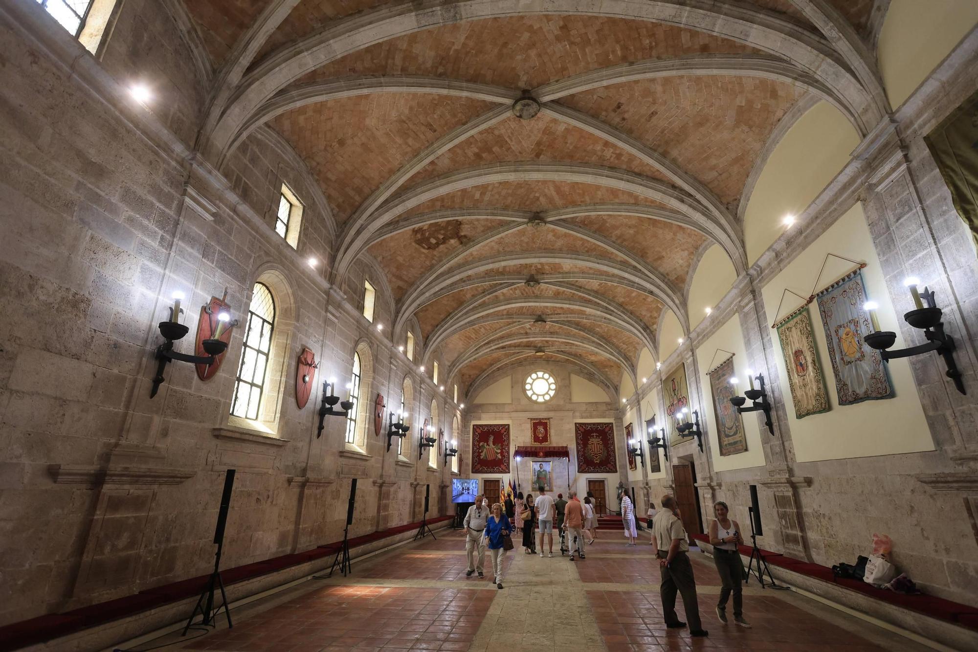 Jornada de puertas abiertas en el cuartel de Santo Domingo de València