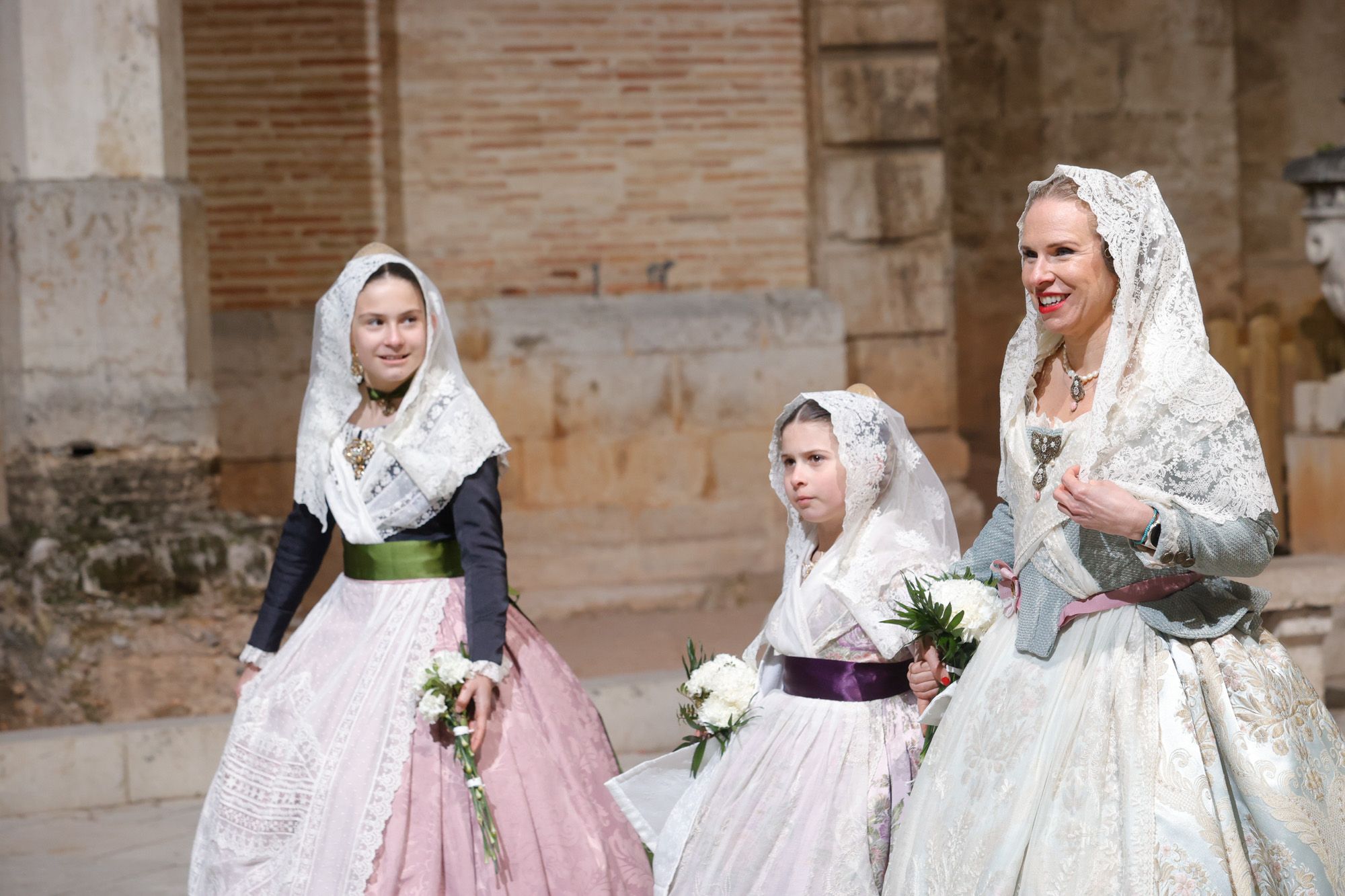 Todas las fotos de la Ofrenda del 17 de marzo por la calle San Vicente de 19:00 a 20:00 horas