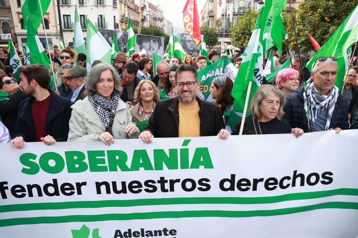 La izquierda sale a la calle para reivindicar el 4 de diciembre como el Día Nacional de Andalucía
