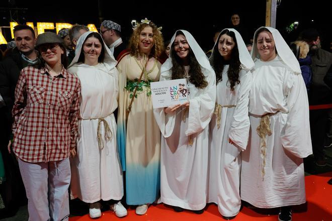 Llanera celebra por todo lo alto el carnaval de adultos: todas las fotos de la noche festiva
