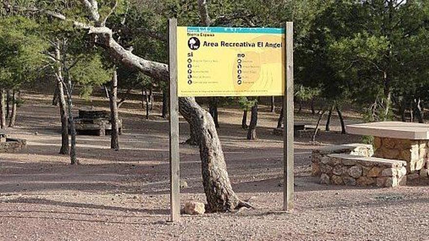 Una de las zonas para hacer barbacoa de Sierra Espuña.