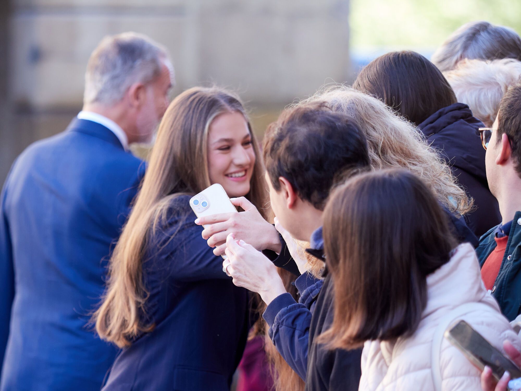 EN IMÁGENES: Leonor se da un baño de multitudes en su estreno como Princesa de Viana
