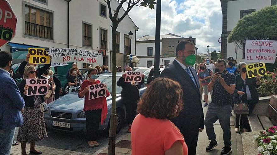 Protesta contra la mina de oro de Salave.