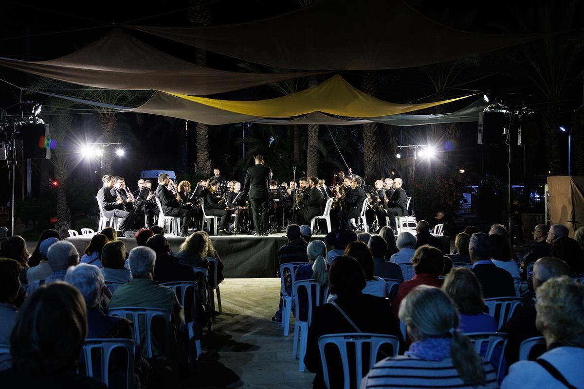 Una actuación de la Banda Sinfónica de Elche