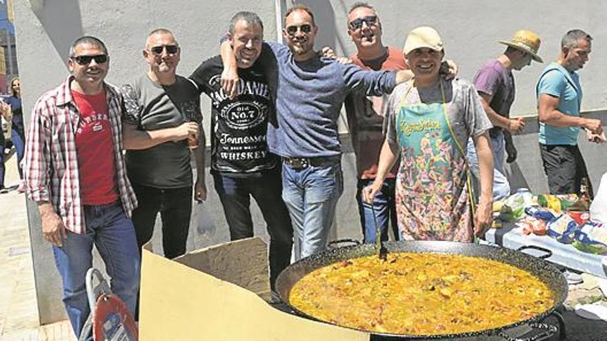 El Día de las Paellas de Moncofa triunfa en su debut con 1.100 asistentes