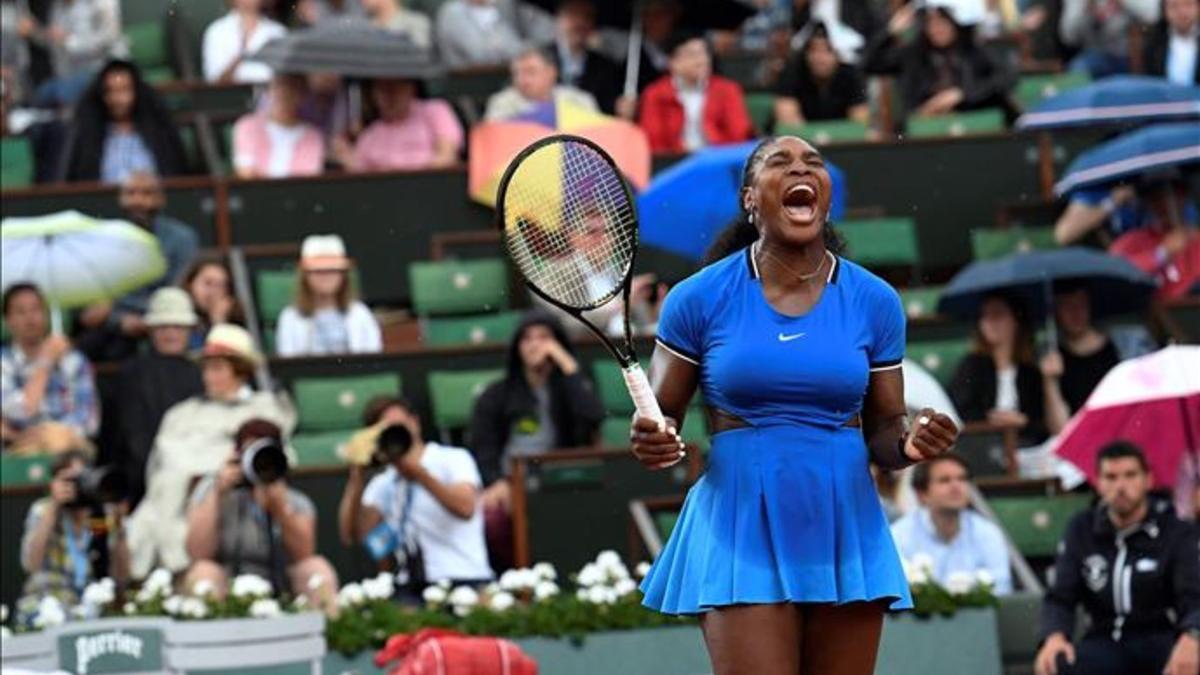 Serena Williams celebró mucho un triunfo que debió sudar mucho