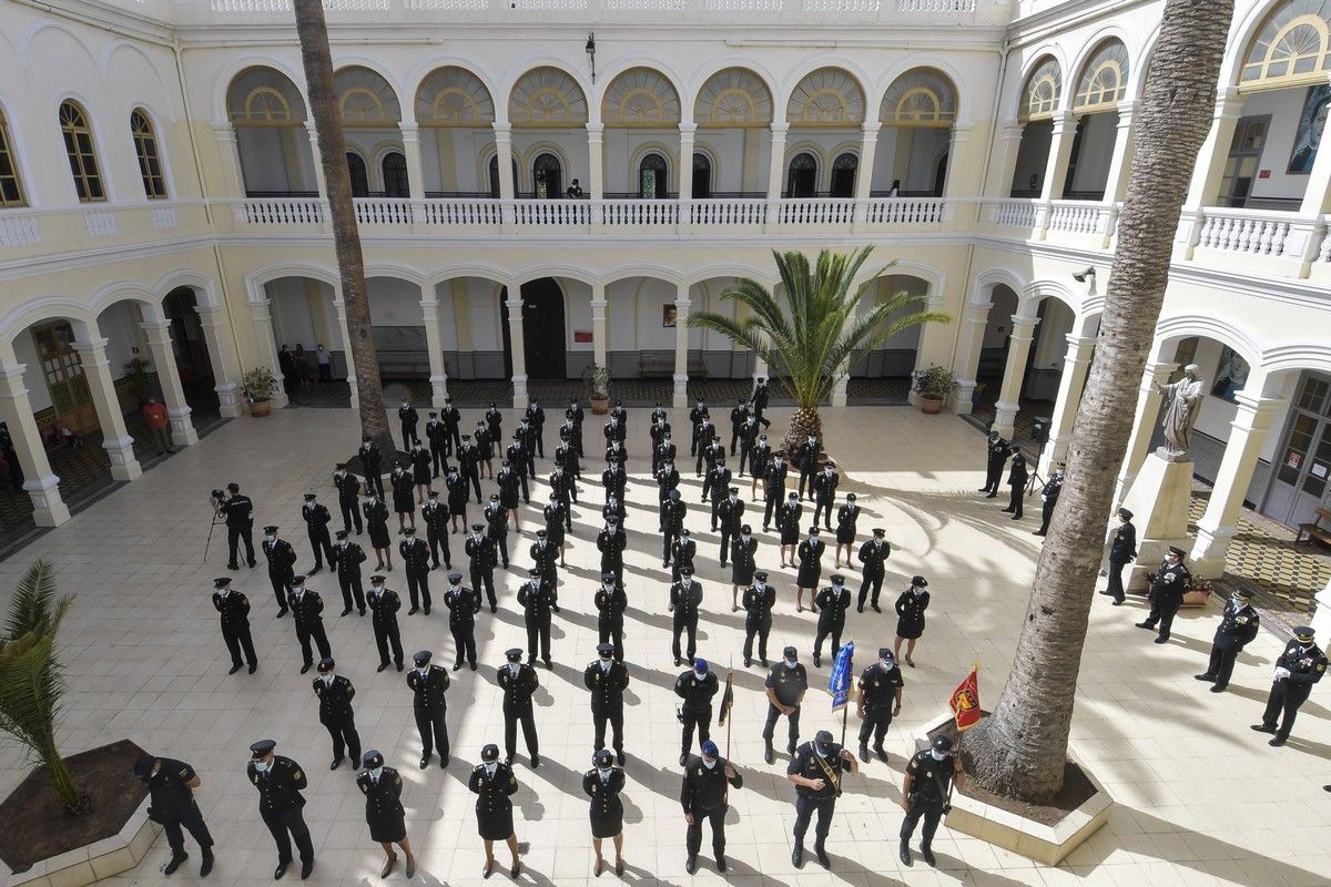 Jjura del cargo de 76 alumnos de la XXXV Promoción de la Escala Básica de la Policía Nacional