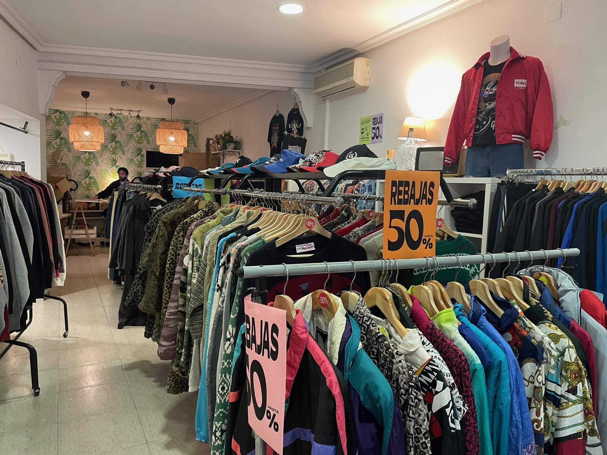 Banana Vintage se instaló hace ocho años en Clavellina