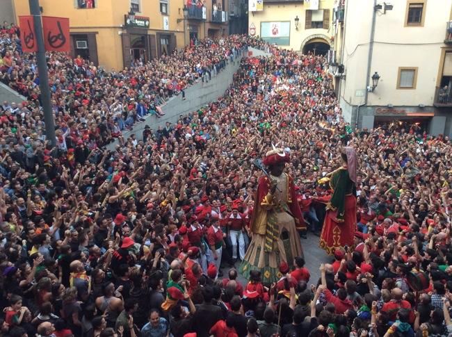 La passada de Patum de dimecres a la nit