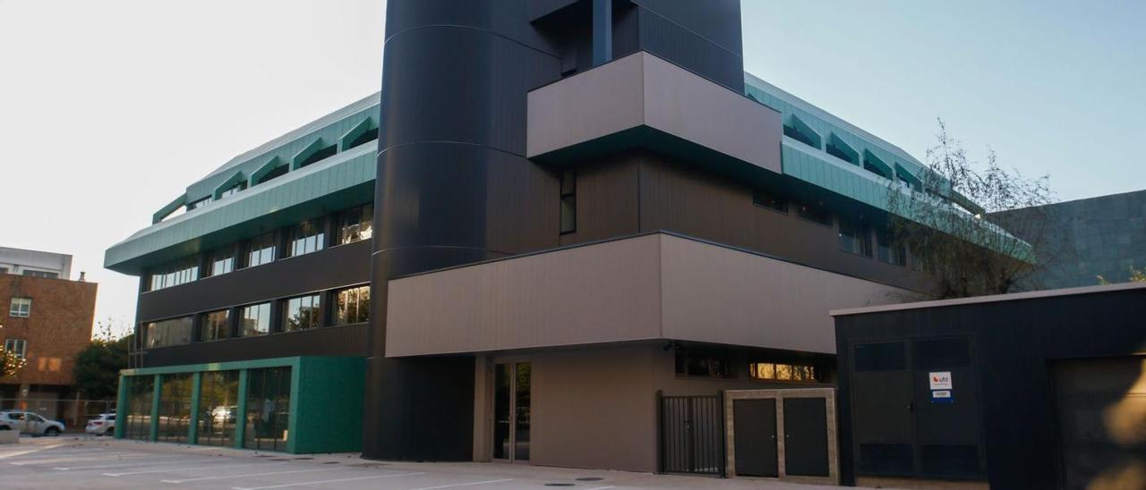 El Estado ha dedicado más de 7 millones de euros a la reforma integral del edificio de la Casa del Mar de Vilagarcía.