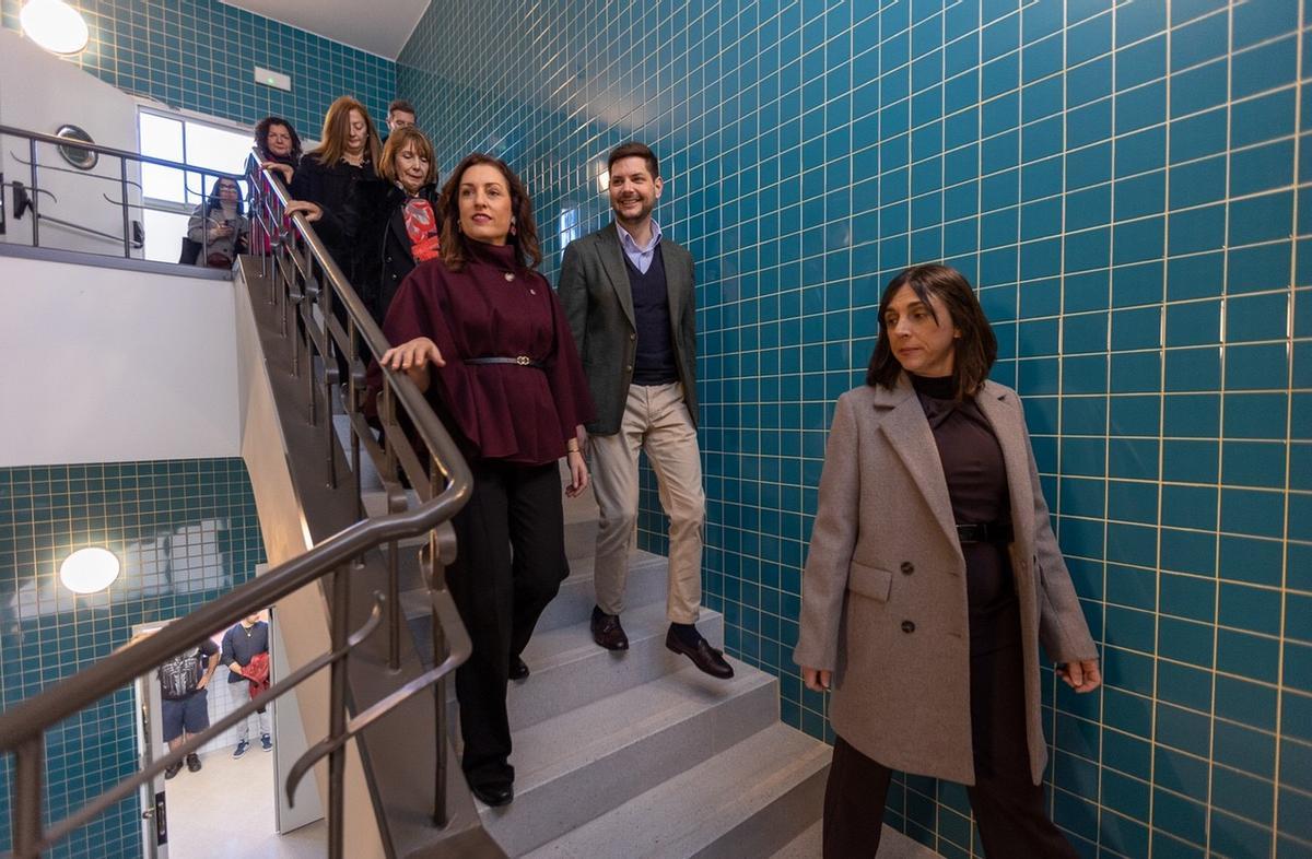 Visita a las instalaciones, el sábado.