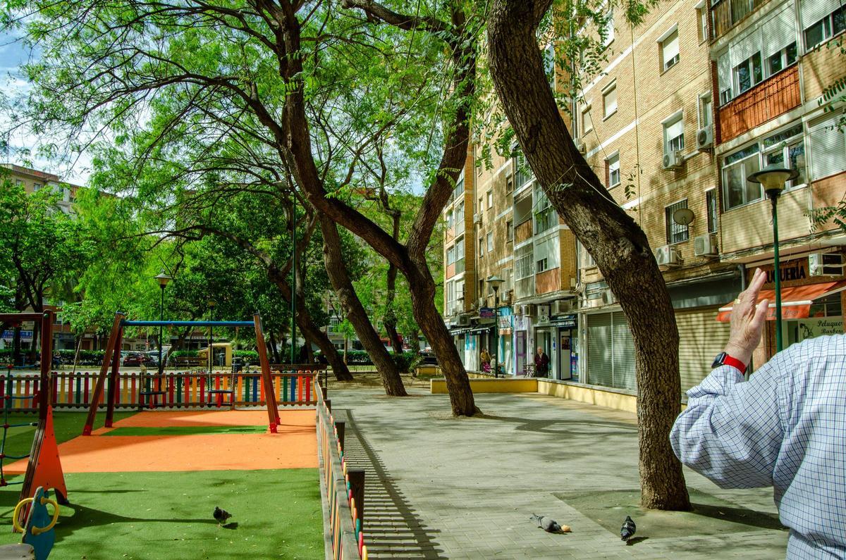 Los vecinos de La Luz vuelven a denunciar el abandono del barrio