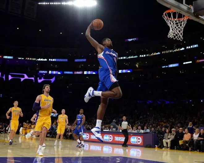 LOS ANGELES LAKERS 116- LOS ANGELES CLIPPERS 103