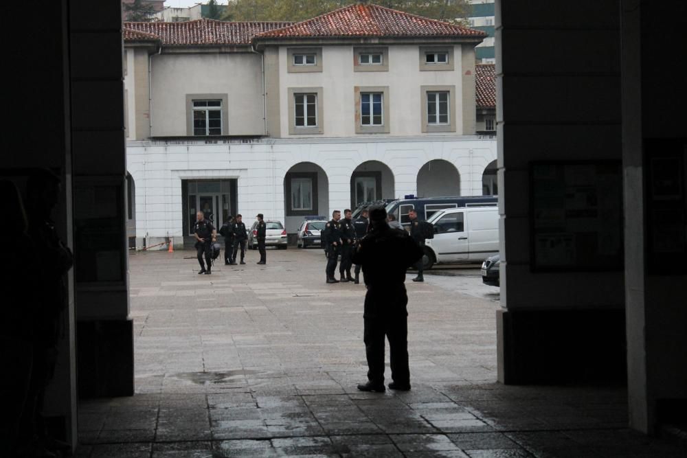 La llegada de los policías de Oviedo en Cataluña