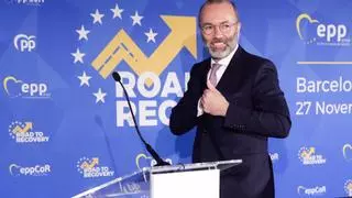 El presidente del Partido Popular Europeo amenaza a Sánchez con una comisión de investigación en la Eurocámara
