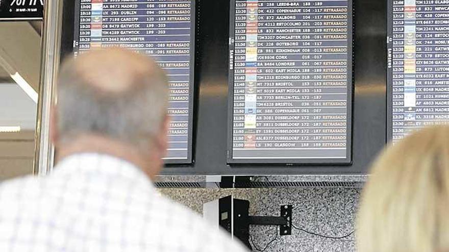 La huelga de controladores franceses obliga a cancelar 56 vuelos en Baleares