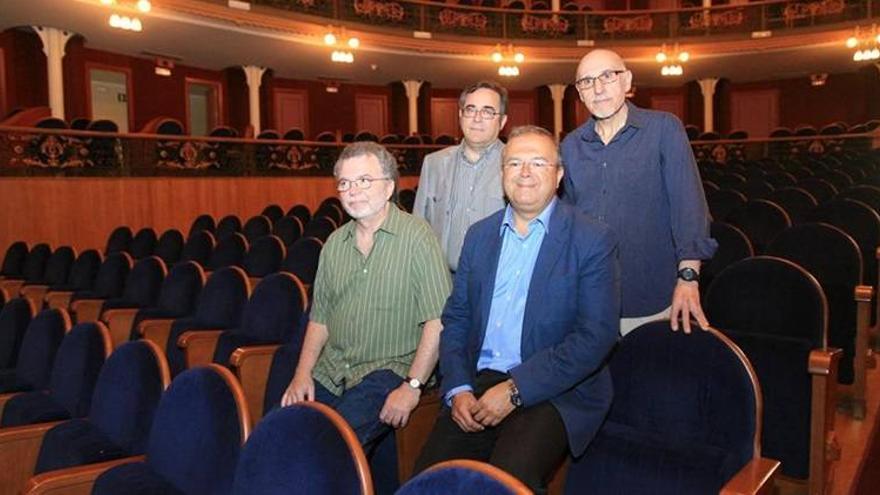 García Aguilera recrea su percepción de Córdoba en la obra &#039;Rosa del Alcázar&#039;