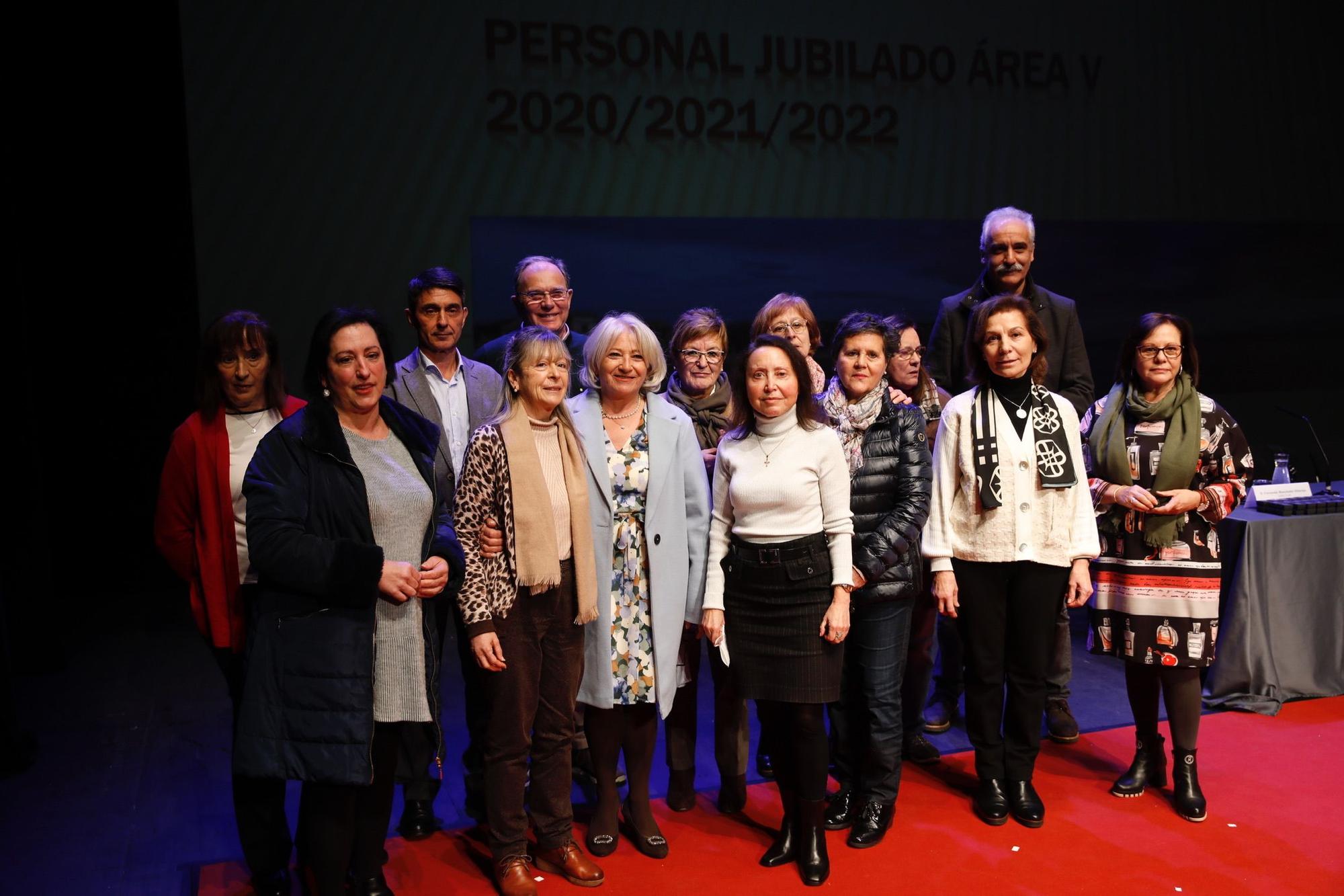 Multitudinaria gala de sanitarios jubilados de Gijón