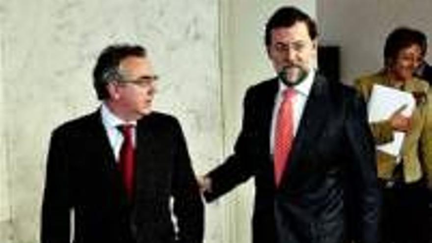 Rajoy fuerza en el Congreso cinco votaciones sobre ETA